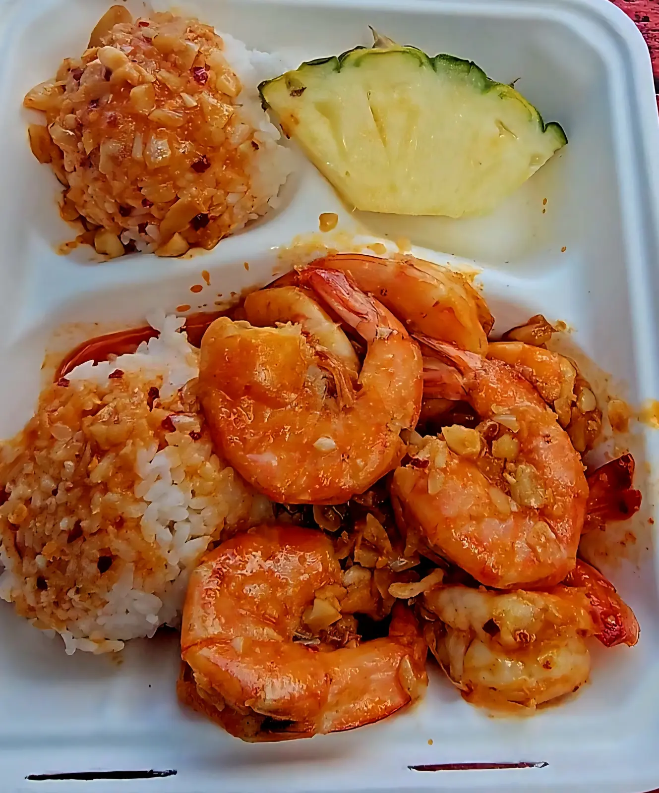 Local garlic shrimp plate during a Circle Island sightseeing tour