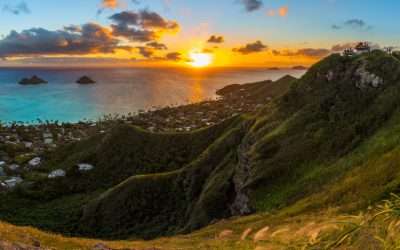 Lanikai Pillboxes Hike Beachtourshawaii.com